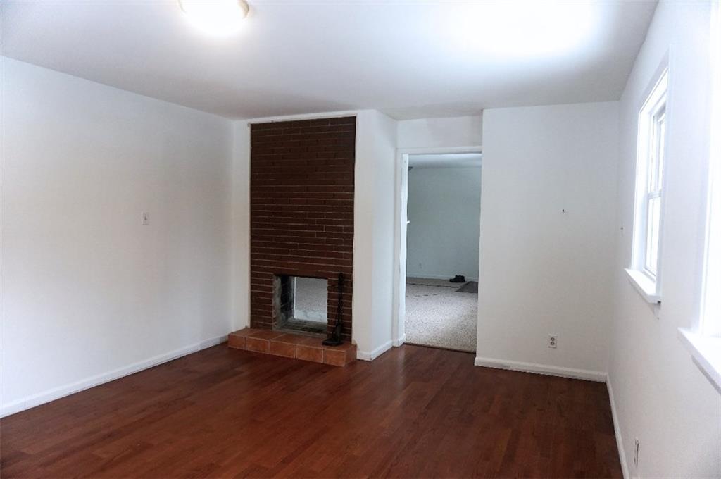 28 Walton Road Pittsburgh, PA 15236 - Photo 6 of 25 Gallery Image 6