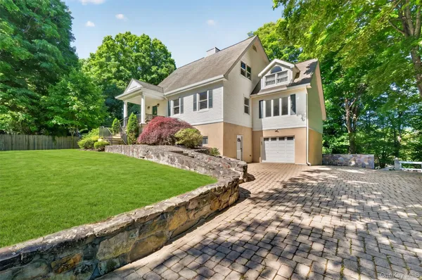 $749,000 | 11 Arbutus Street, Putnam Valley, NY 10579