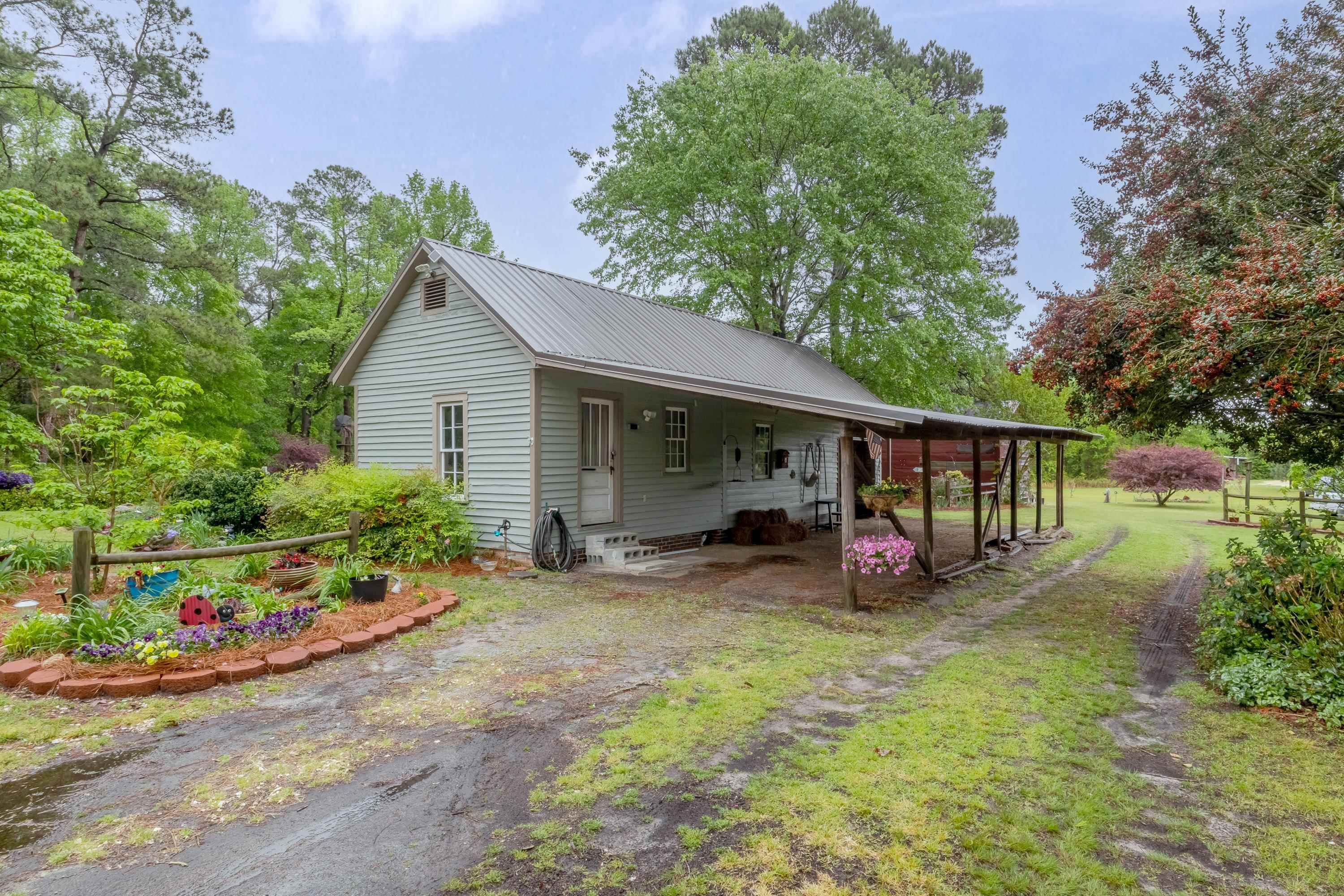 237 Flowers Road Four Oaks, NC 27524 - Photo 14 of 79 Photo 14