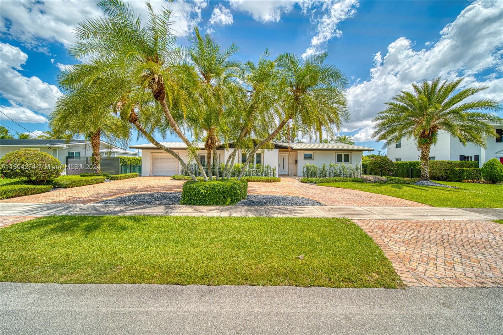 8761 Southwest 85th Street Miami, FL 33173 - Photo 1 of 52 Gallery Image 1