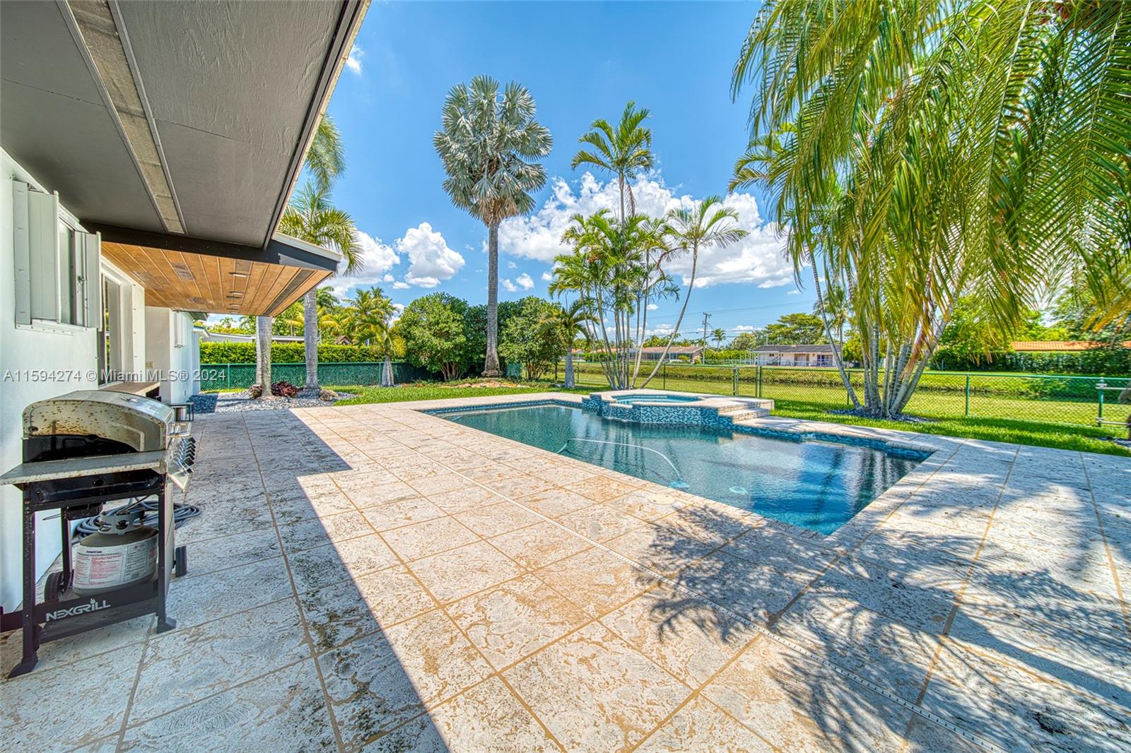 8761 Southwest 85th Street Miami, FL 33173 - Photo 28 of 52 Gallery Image 28