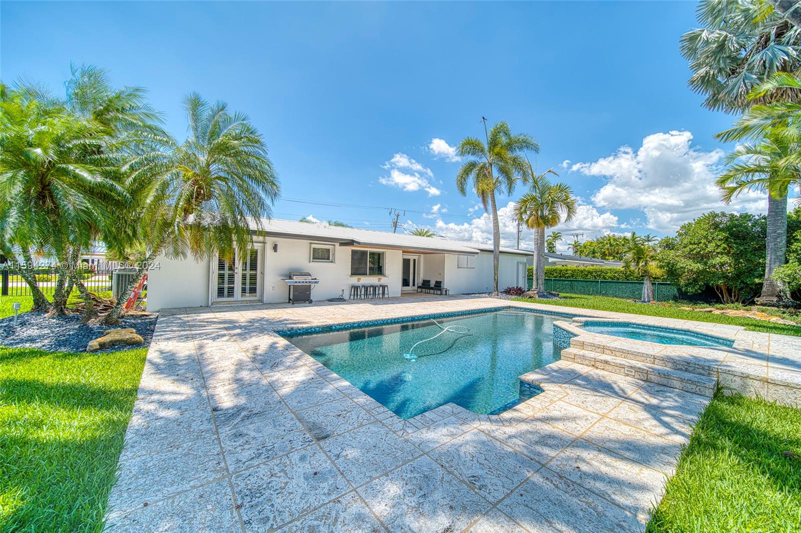8761 Southwest 85th Street Miami, FL 33173 - Photo 30 of 52 Gallery Image 30