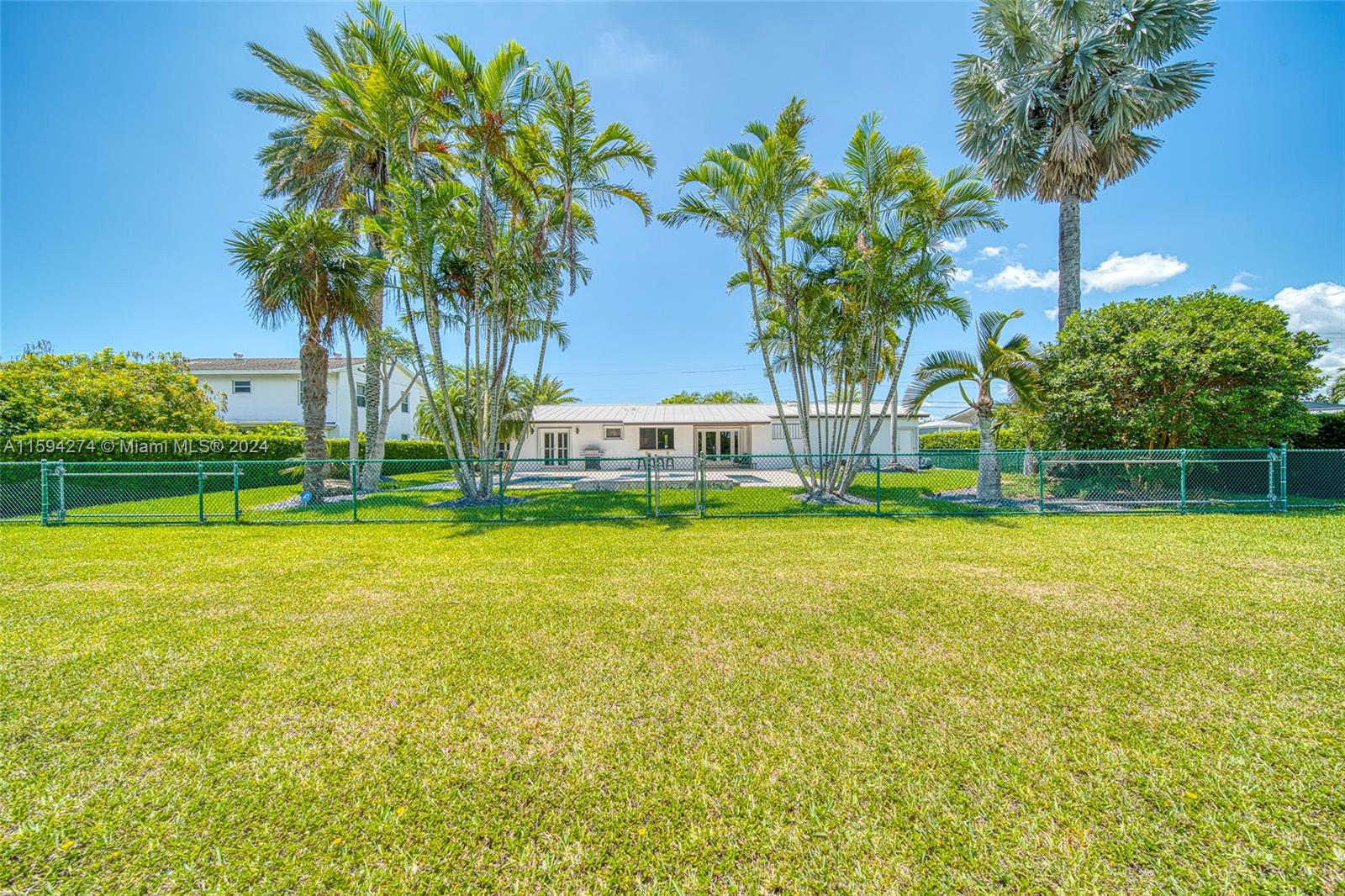 8761 Southwest 85th Street Miami, FL 33173 - Photo 33 of 52 Gallery Image 33
