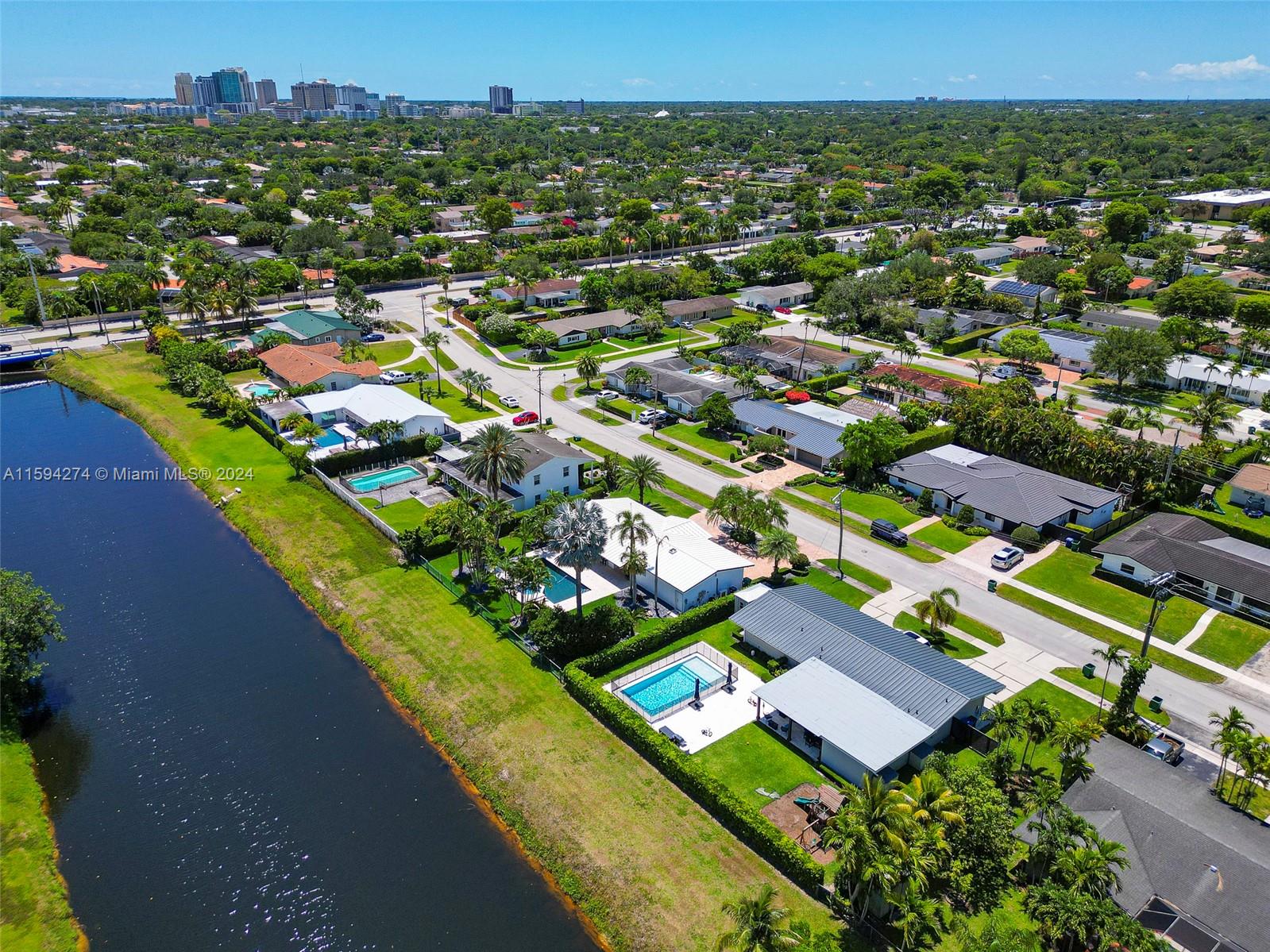 8761 Southwest 85th Street Miami, FL 33173 - Photo 42 of 52 Gallery Image 42