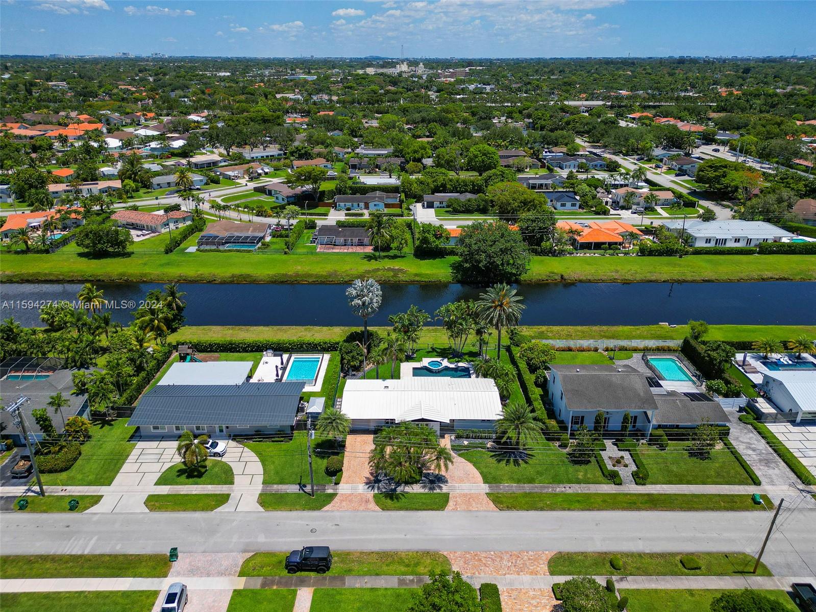 8761 Southwest 85th Street Miami, FL 33173 - Photo 45 of 52 Gallery Image 45