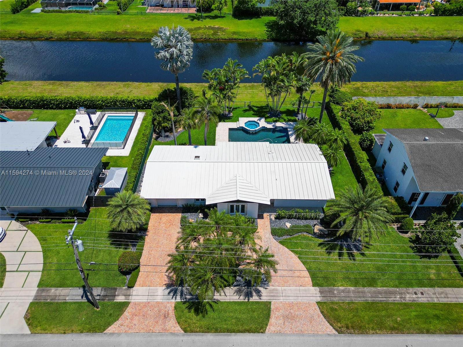 8761 Southwest 85th Street Miami, FL 33173 - Photo 46 of 52 Gallery Image 46