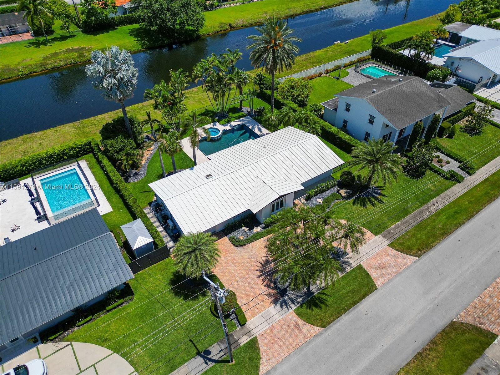 8761 Southwest 85th Street Miami, FL 33173 - Photo 48 of 52 Gallery Image 48