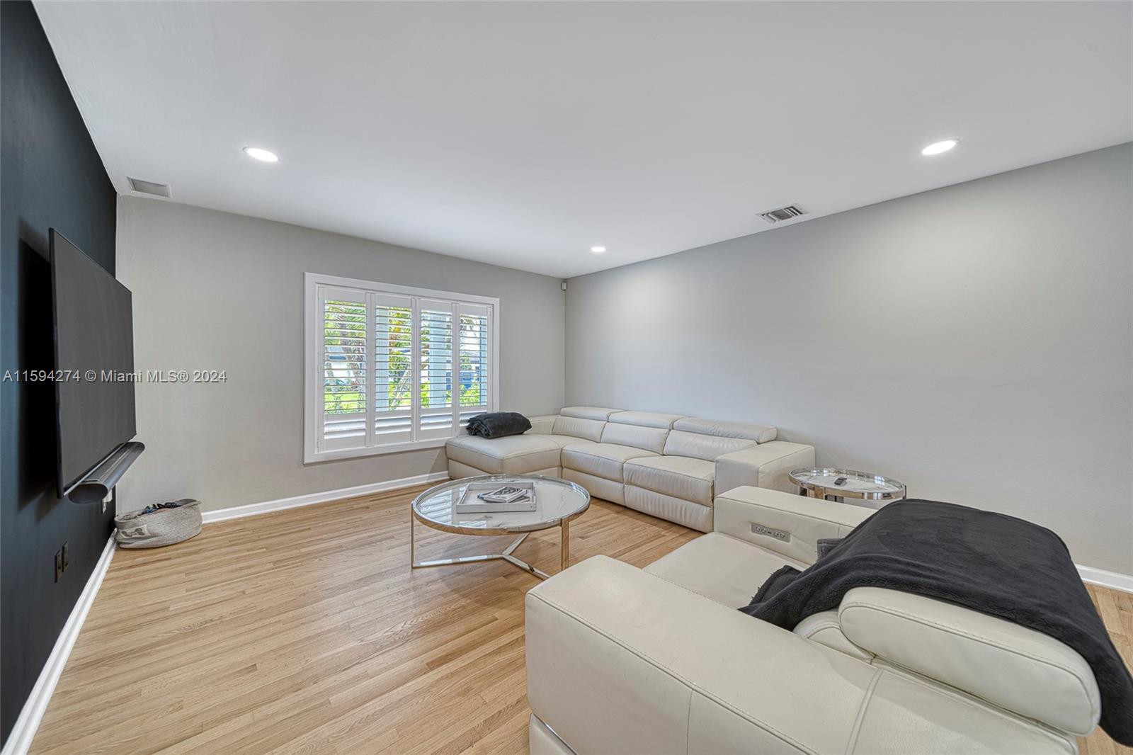 8761 Southwest 85th Street Miami, FL 33173 - Photo 5 of 52 Gallery Image 5