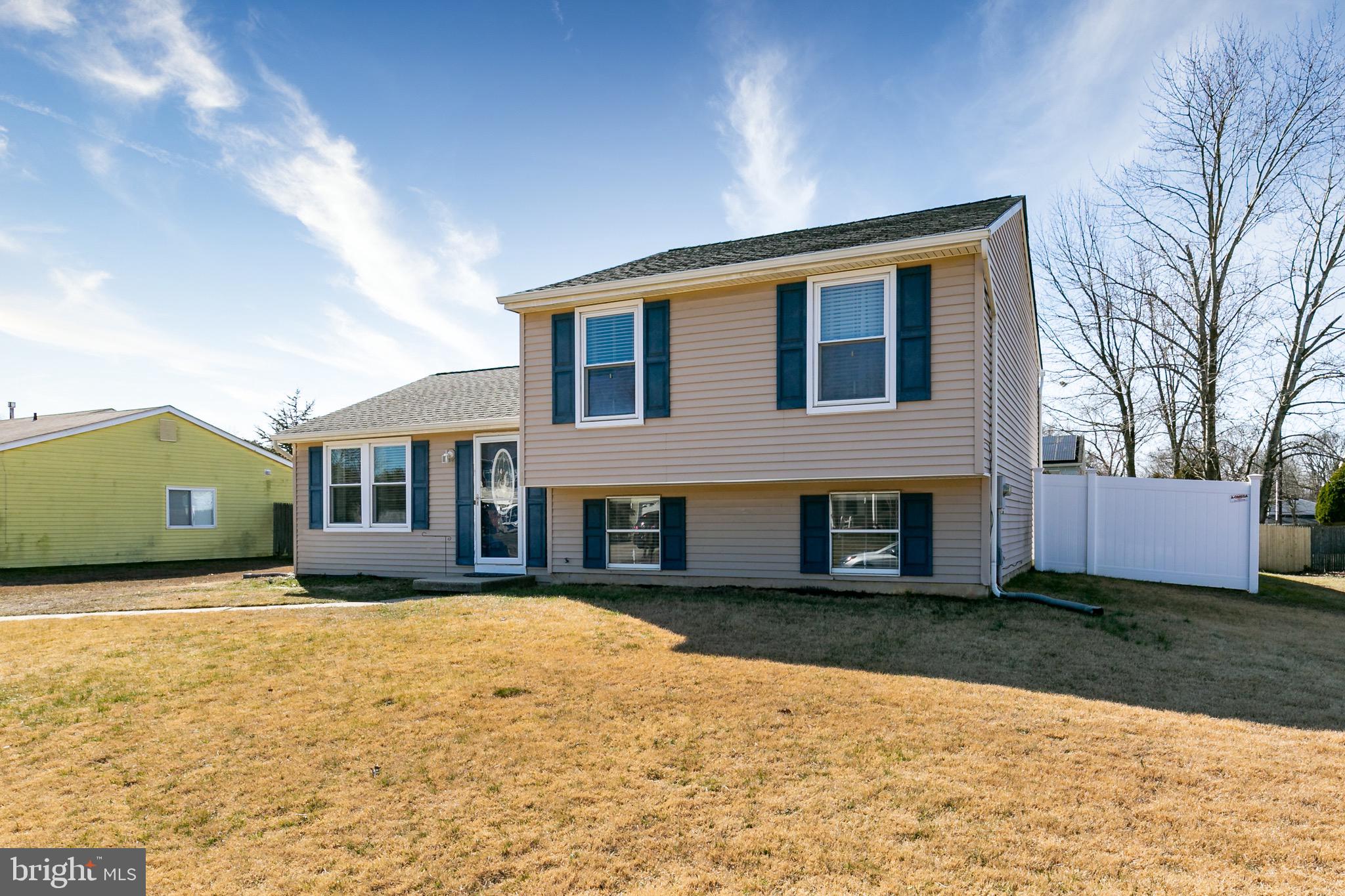 15 Uranus Road Sewell, NJ 08080 - Photo 2 of 28