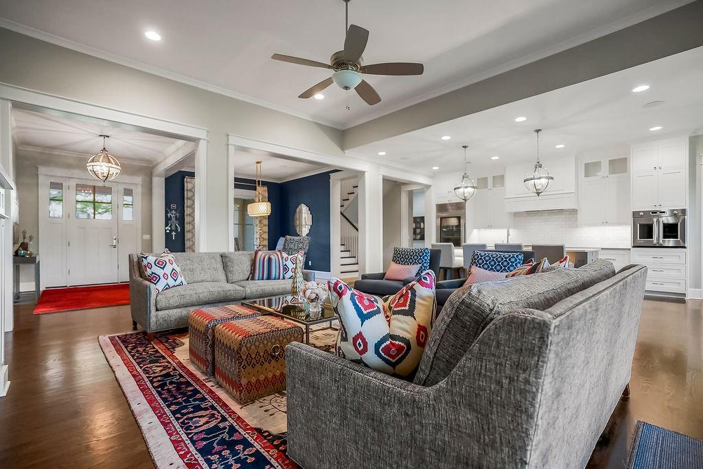 8637 Overhill Road Leawood, KS 66206 - Photo 11 of 71