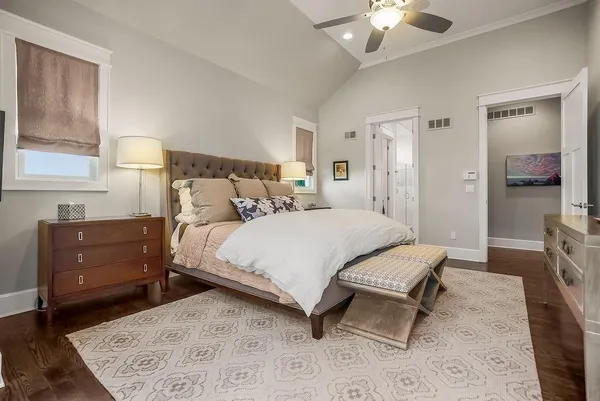 $2,500,000 | 8637 Overhill Road, Leawood, KS 66206