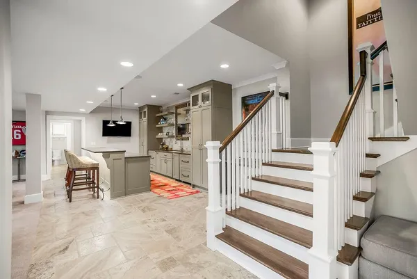 $2,500,000 | 8637 Overhill Road, Leawood, KS 66206