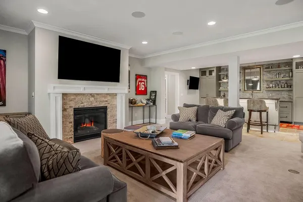 $2,500,000 | 8637 Overhill Road, Leawood, KS 66206