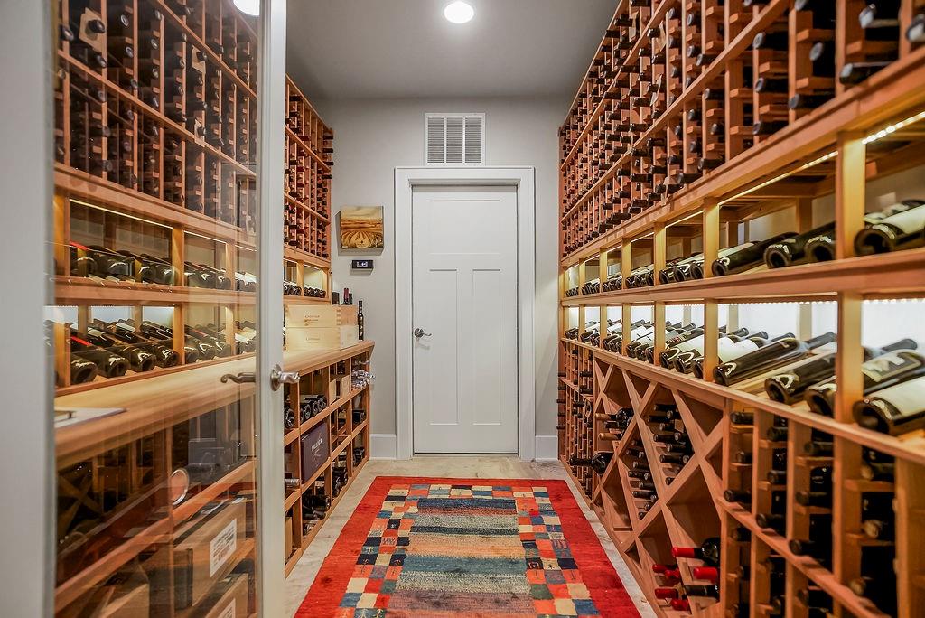 8637 Overhill Road Leawood, KS 66206 - Photo 49 of 71