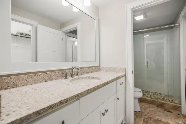 $2,500,000 | 8637 Overhill Road, Leawood, KS 66206