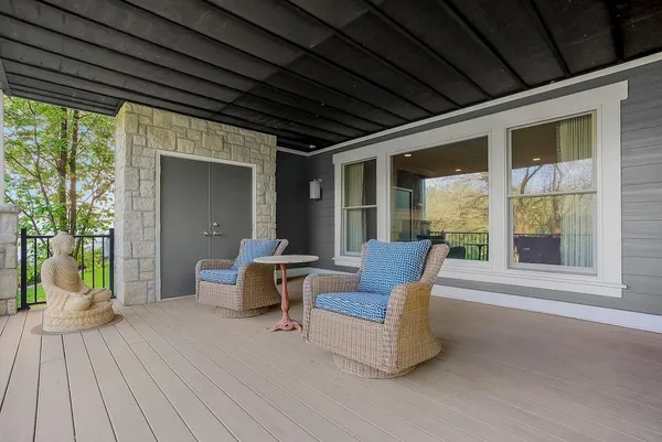 $2,500,000 | 8637 Overhill Road, Leawood, KS 66206