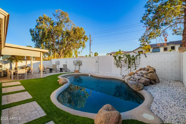 $544,999 | 915 West Diamond Drive, Tempe, AZ 85283