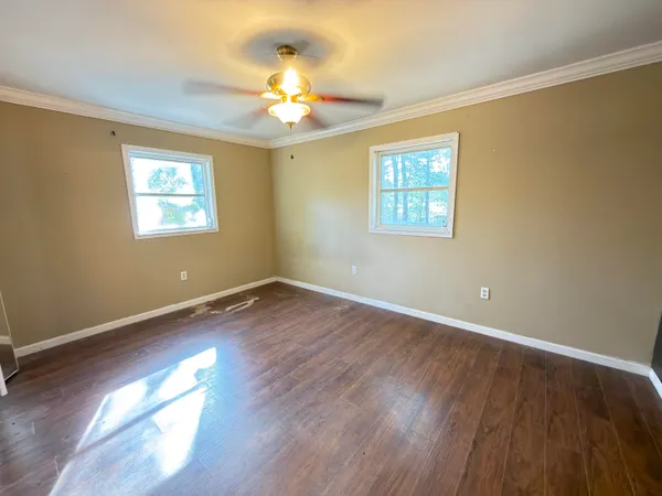 $130,000 | 515 Robinson Avenue East, Crestview, FL 32539