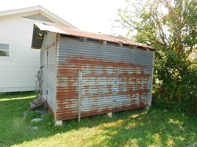 $69,000 | 1903 North Bayou Drive, Golden Meadow, LA 70357