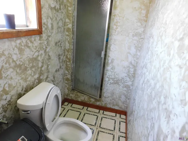 $69,000 | 1903 North Bayou Drive, Golden Meadow, LA 70357