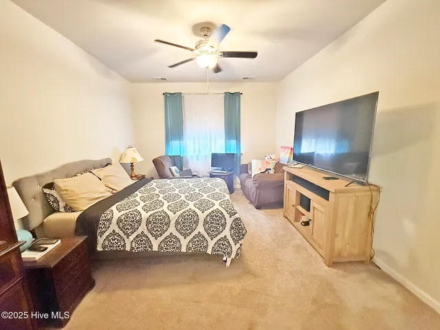 $333,000 | 1610 Lightered Knot Court, Bolivia, NC 28422