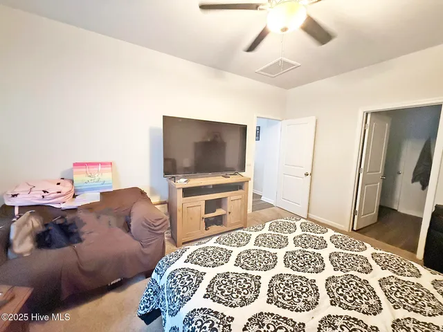 $333,000 | 1610 Lightered Knot Court, Bolivia, NC 28422