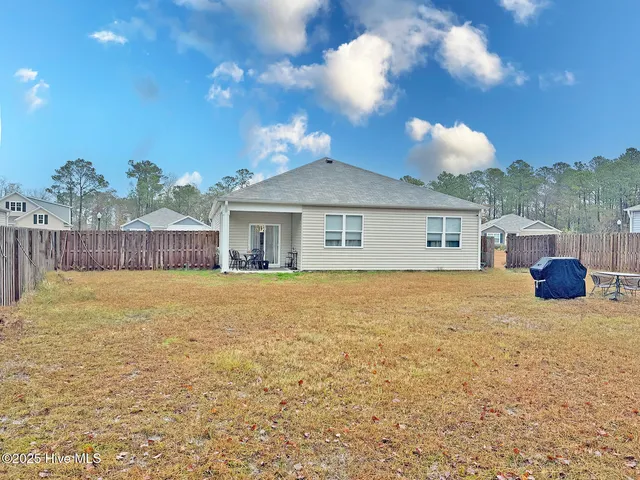 $333,000 | 1610 Lightered Knot Court, Bolivia, NC 28422