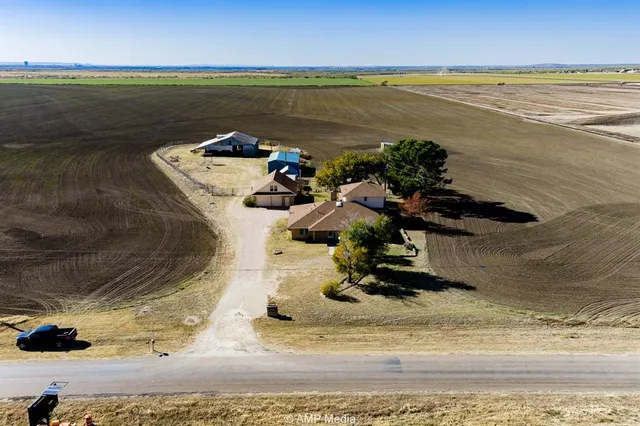 a view of a house with a outdoor space