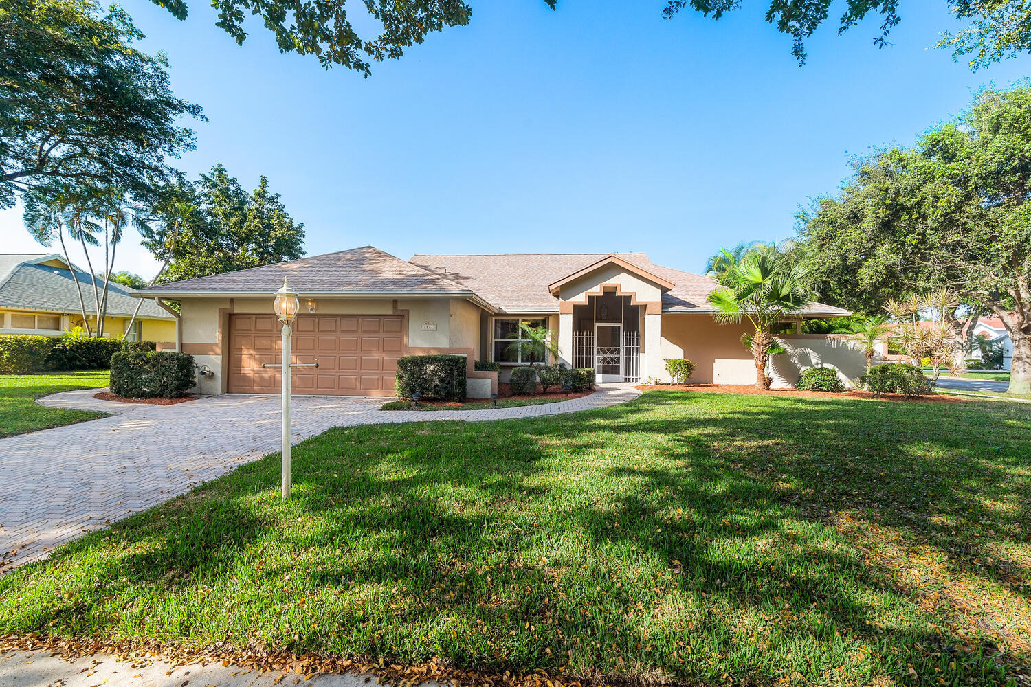 2477 Par Cir-large-023-023-Justin Lawren