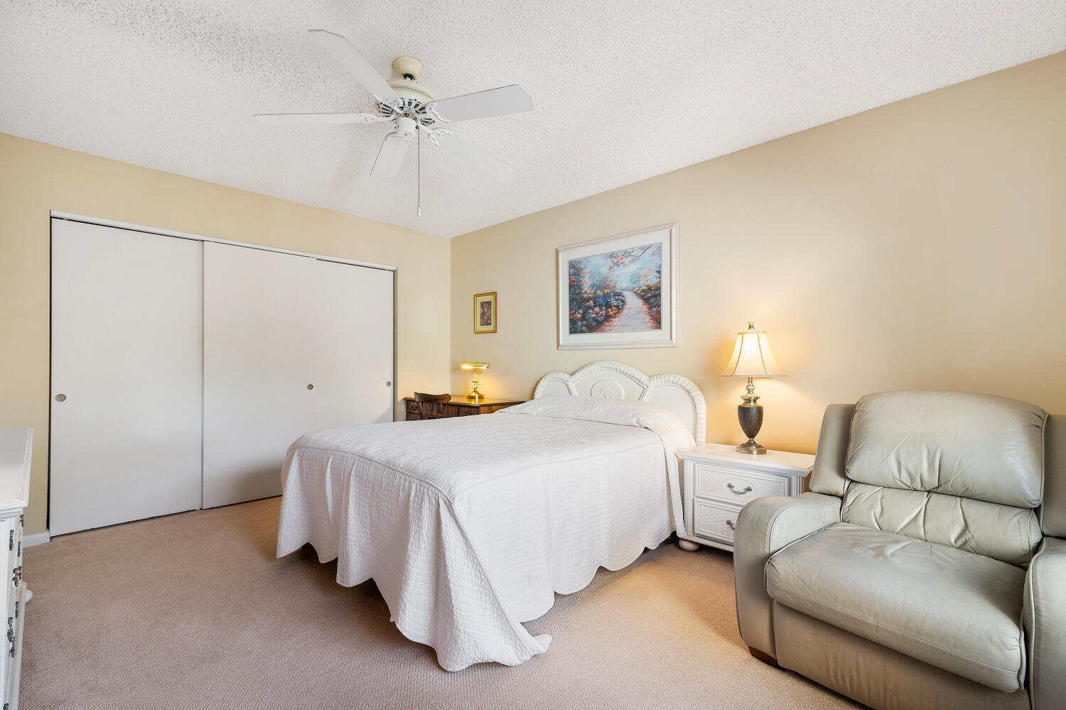 2477 Par Circle Delray Beach, FL 33445 - Photo 18 of 24 2477 Par Cir-large-007-007-Justin Lawren