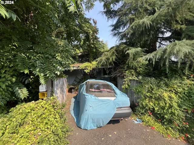 $425,000 | 2315 5th Avenue, West Linn, OR 97068