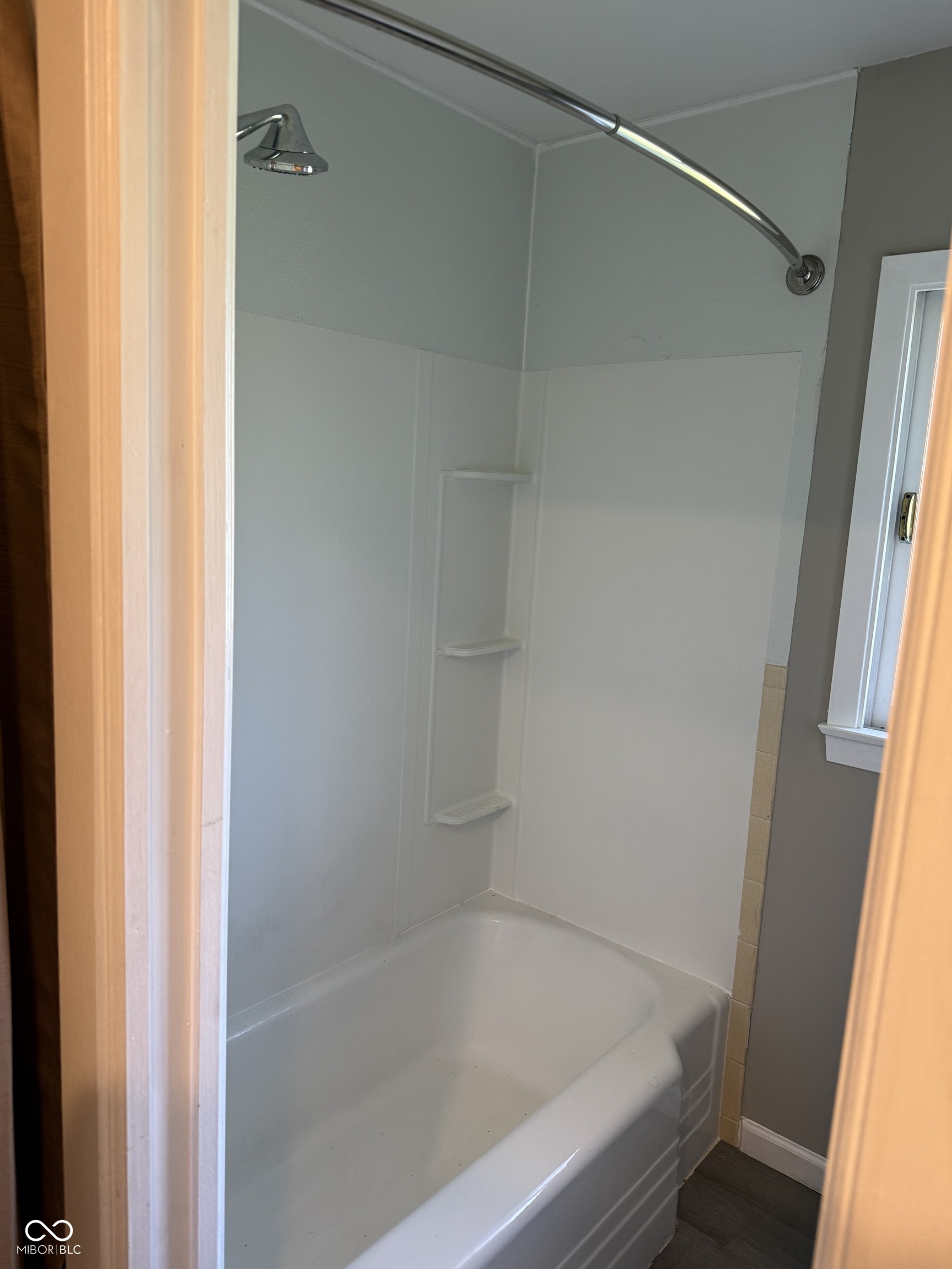 2585 Union Street Columbus, IN 47201 - Photo 20 of 28