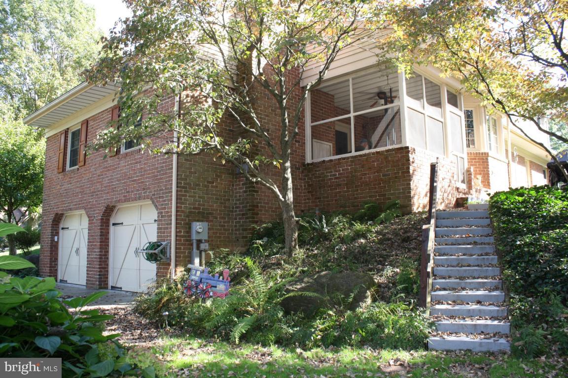 12 Deerfield Road Lancaster, PA 17603 - Photo 44 of 49 Gallery Image 44