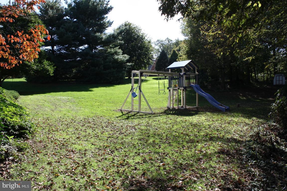 12 Deerfield Road Lancaster, PA 17603 - Photo 49 of 49 Gallery Image 49