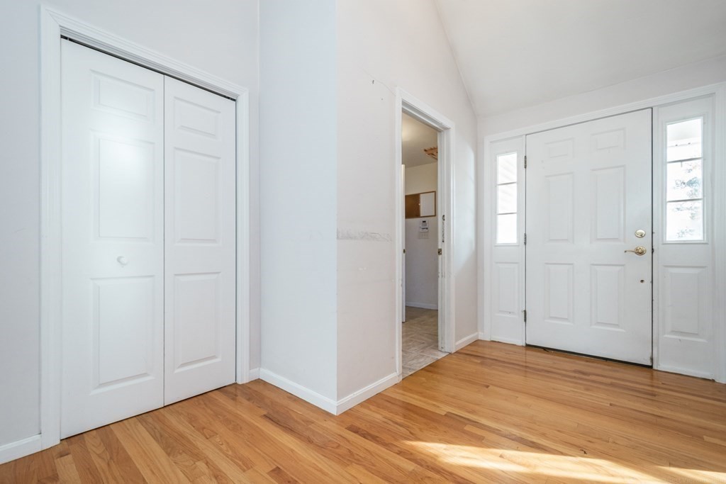 8 Albright Road Sterling, MA 01564 - Photo 4 of 42 Gallery Image 4