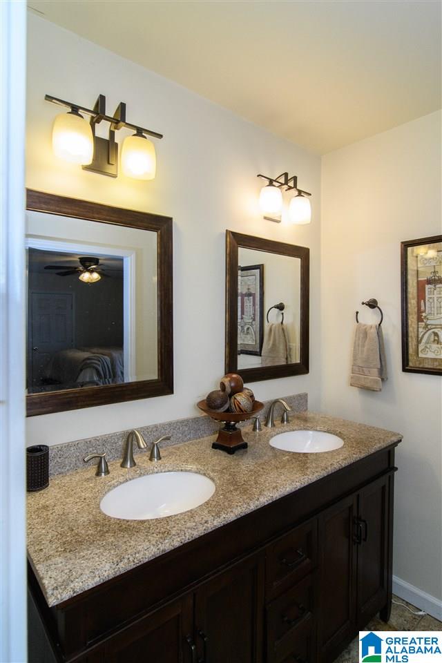 204 Stone Circle Pelham, AL 35124 - Photo 28 of 40