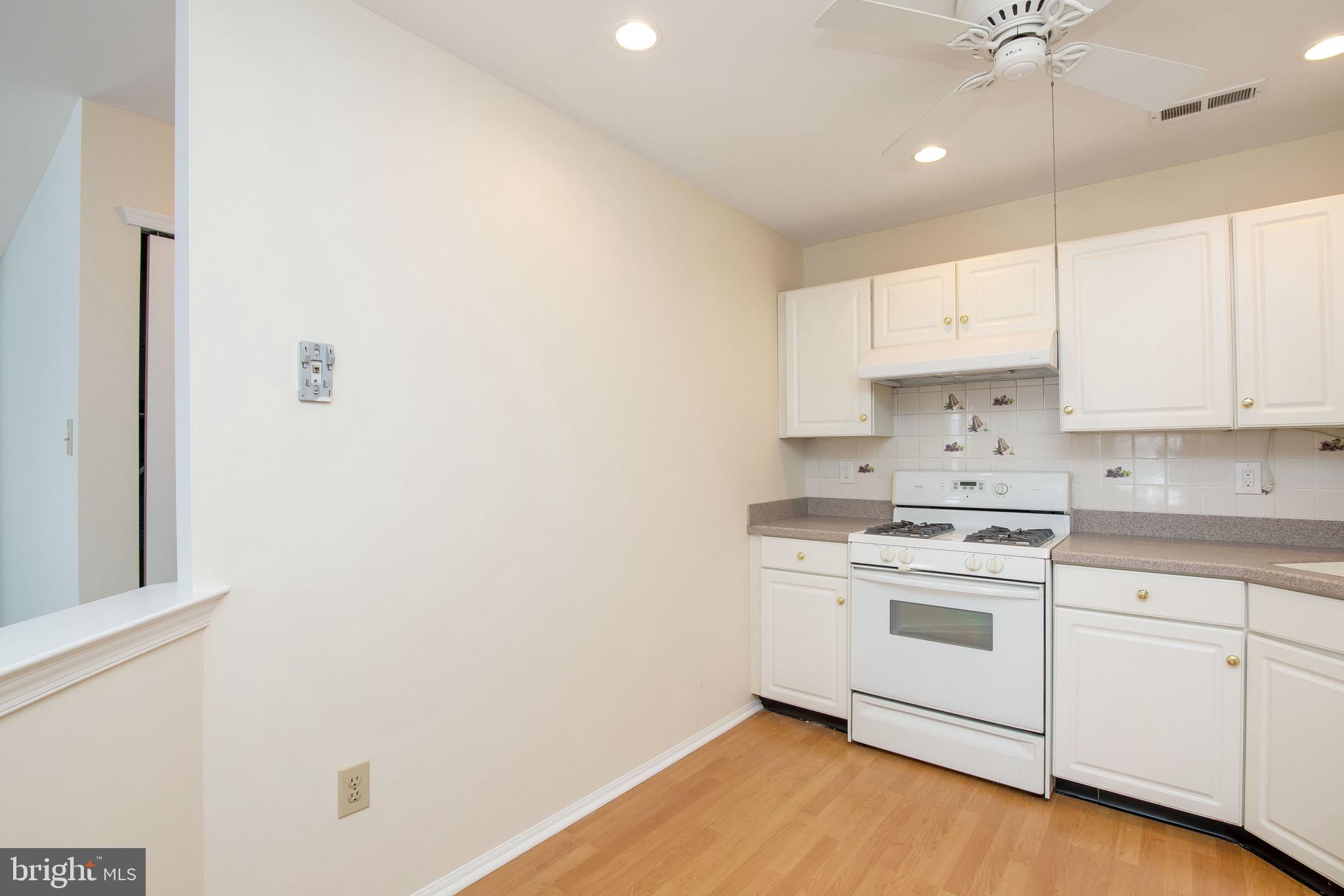 2503 Rabbit Run Road Marlton, NJ 08053 - Photo 8 of 32 Kitchen