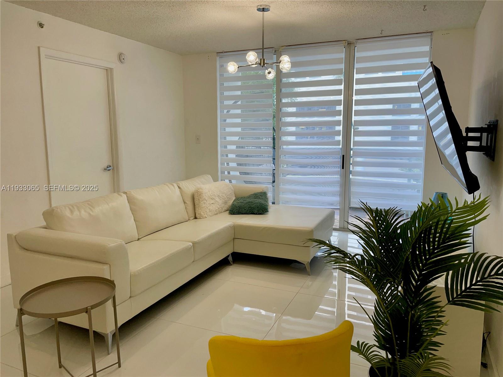 1401 Bay Road, Unit 304 Miami Beach, FL 33139 - Photo 15 of 24