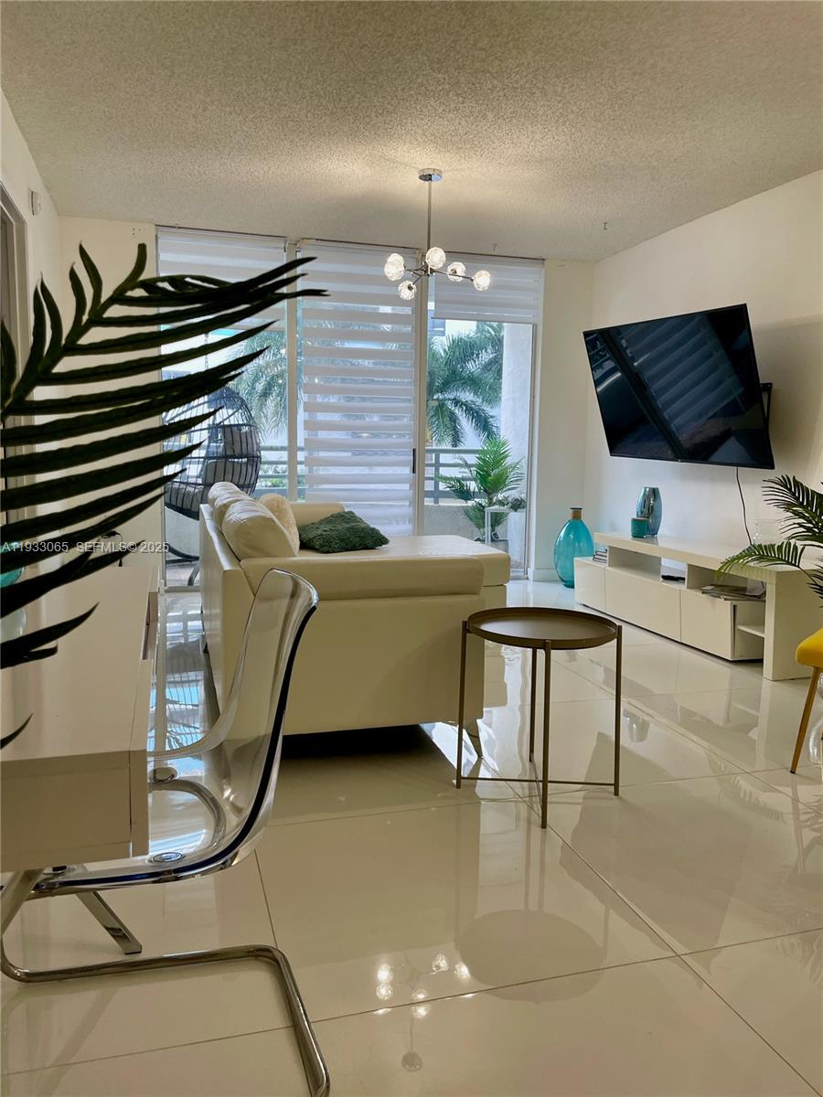 1401 Bay Road, Unit 304 Miami Beach, FL 33139 - Photo 18 of 24