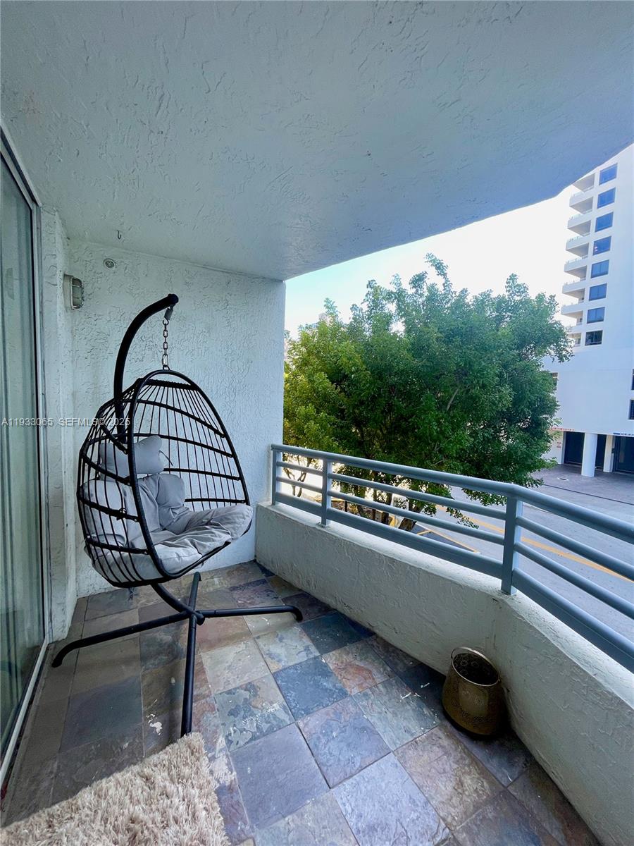 1401 Bay Road, Unit 304 Miami Beach, FL 33139 - Photo 23 of 24