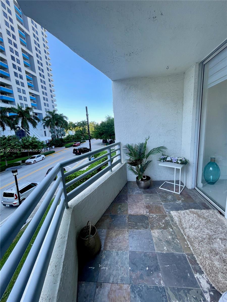 1401 Bay Road, Unit 304 Miami Beach, FL 33139 - Photo 24 of 24