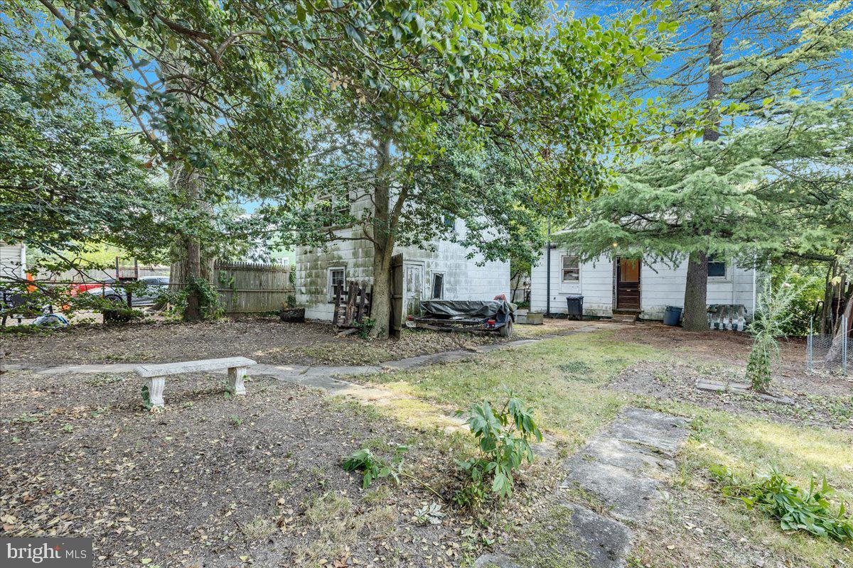 4007 35th Street Mount Rainier, MD 20712 - Photo 3 of 15