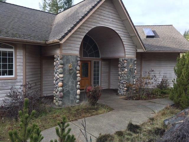 1288 North Pinnon Road Grants Pass, OR 97526 - Photo 1 of 19 Primary Photo