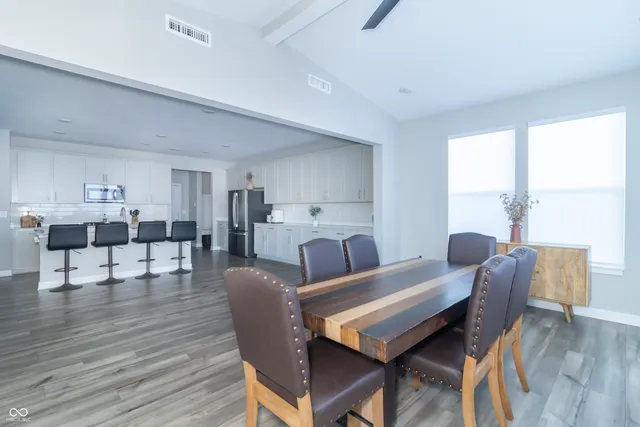 $519,900 | 4900 Morenci Court, New Palestine, IN 46163