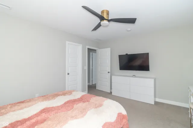 $519,900 | 4900 Morenci Court, New Palestine, IN 46163