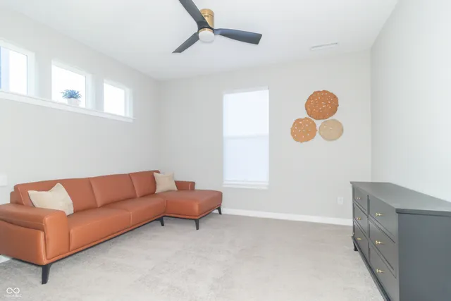 $519,900 | 4900 Morenci Court, New Palestine, IN 46163