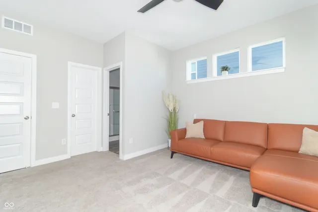 $519,900 | 4900 Morenci Court, New Palestine, IN 46163