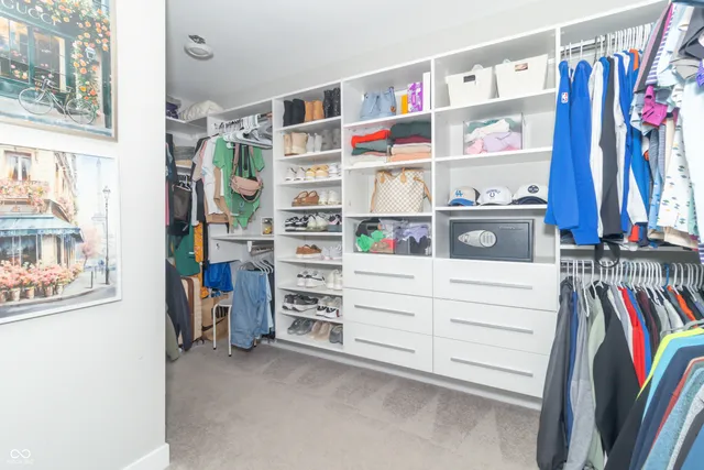 $519,900 | 4900 Morenci Court, New Palestine, IN 46163