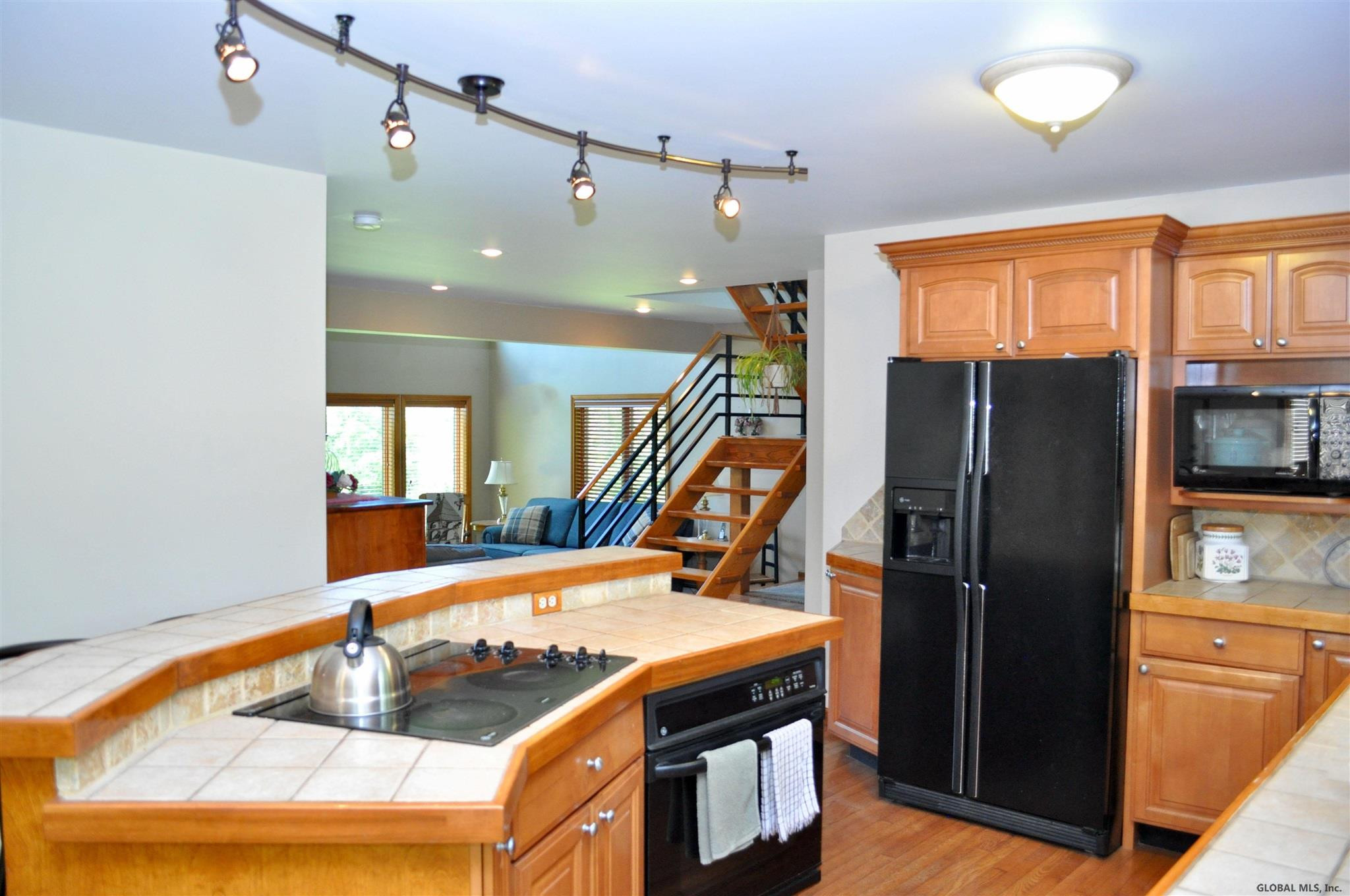 116 Hartley Road Florida, NY 12010 - Photo 3 of 92 Photo 3