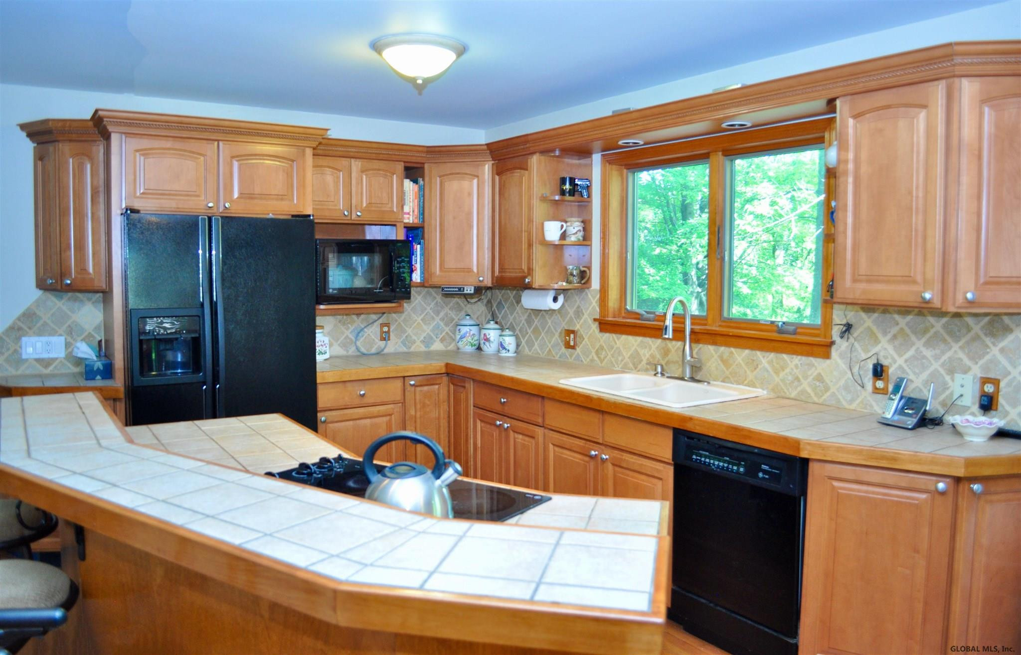 116 Hartley Road Florida, NY 12010 - Photo 5 of 92 Photo 5